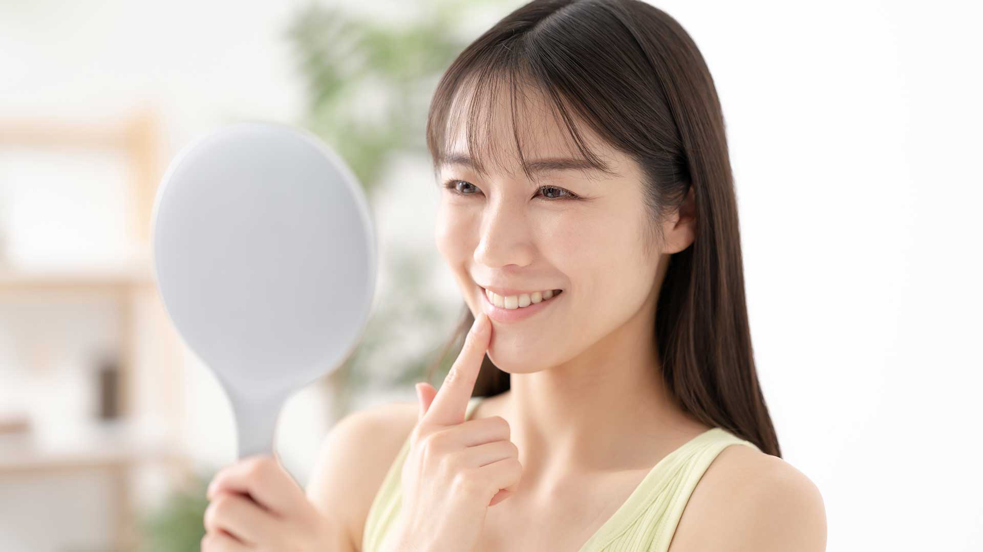 東京・銀座の審美歯科が行うオフィスホワイトニングの3つのこだわりの一つ、ミネラルトリートメント。