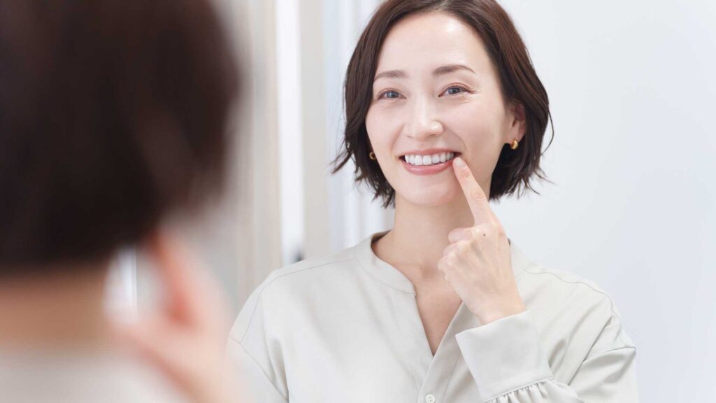 銀座の審美歯科プレジール。東京で歯茎の黒ずみを除去するピーリング。
