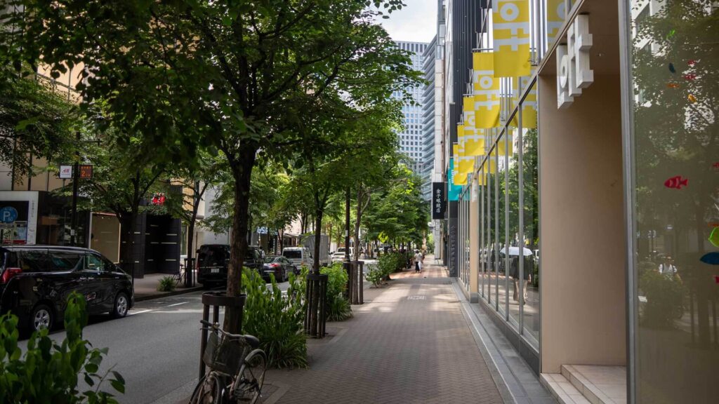 銀座並木通りのLoft GINZA