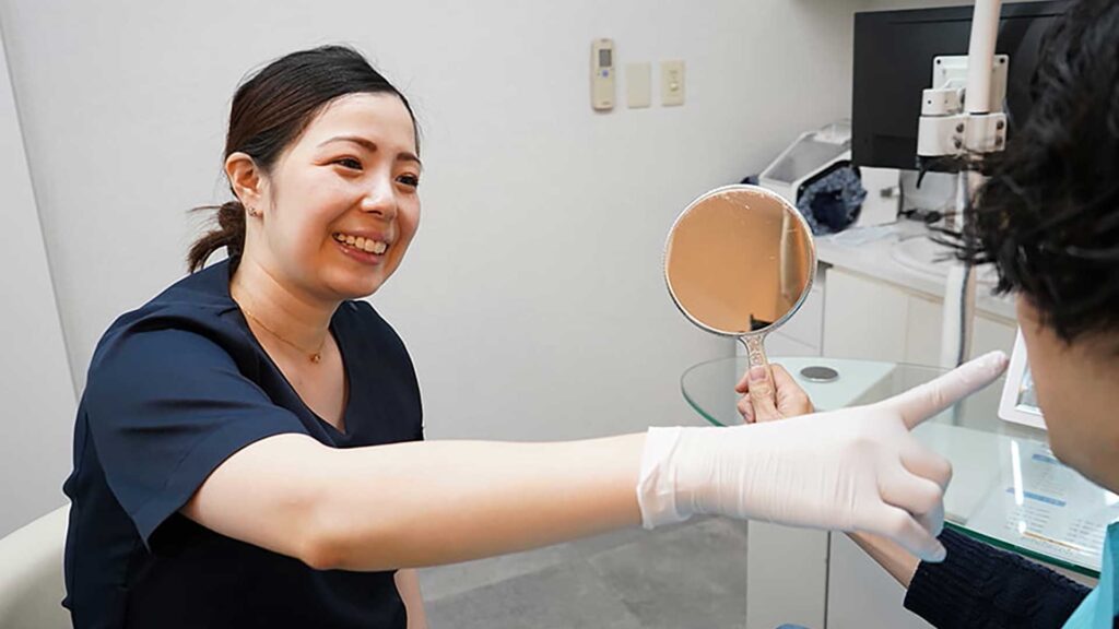 銀座の審美歯科で唇の色を根本改善。ホワイトニングや歯並びが東京の美意識を変える